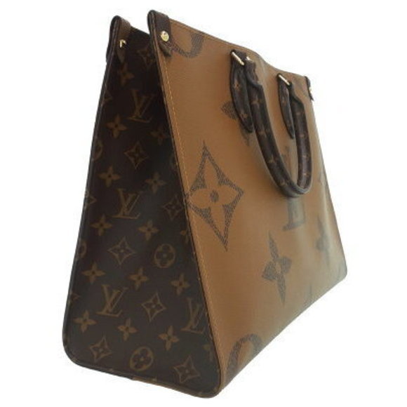 Louis Vuitton Monogram Giant Onthego Bag - Picture 2 of 8